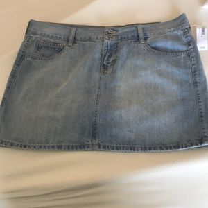 NWT Old Navy Denim Skirt Size 12